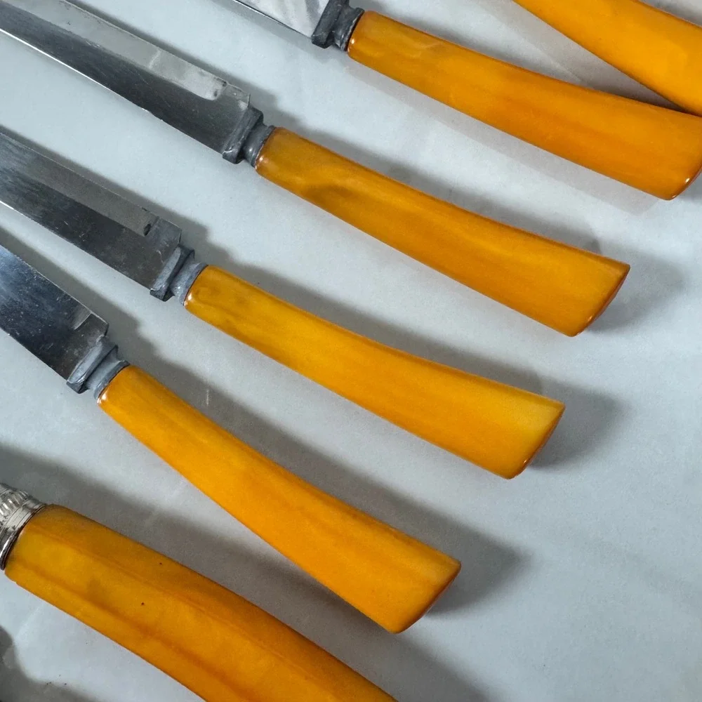 Westfield Stainless Carving Knife Fork 6 Steak Knives Set Butterscotch Bakelite